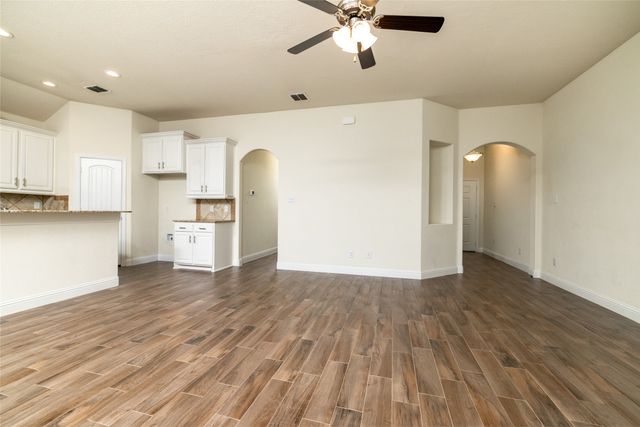 3716 Jazmine Drive, Fort Worth, TX 76140
