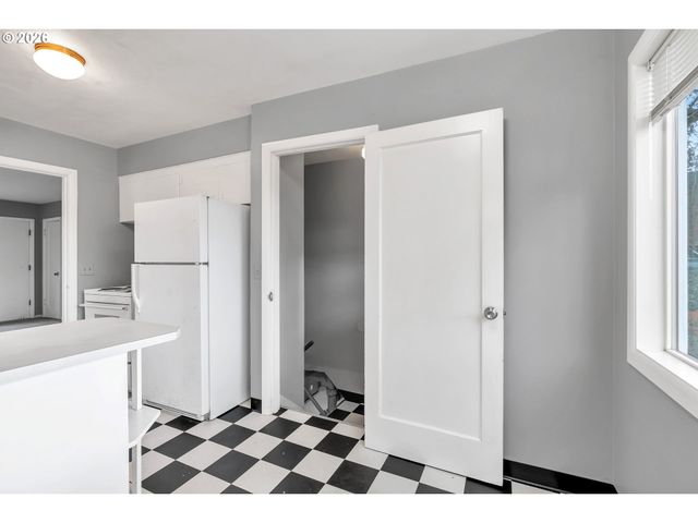 1323 Ne 47TH Ave, Portland, OR 97213