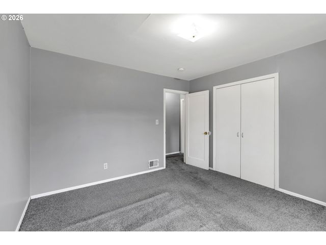 1323 Ne 47TH Ave, Portland, OR 97213