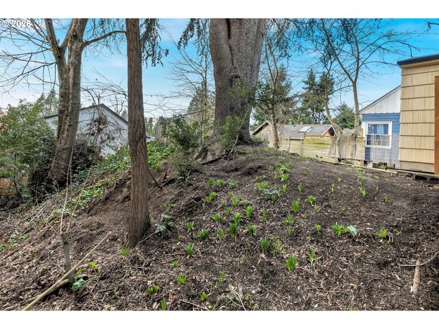 1323 Ne 47TH Ave, Portland, OR 97213