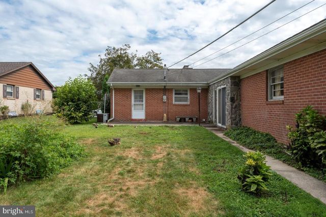 571 BEECH AVE, Hershey, PA 17033