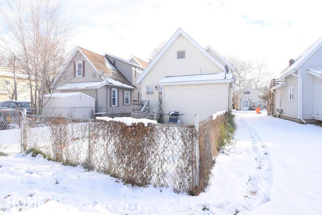 331 N Saginaw Street, Owosso, MI 48867