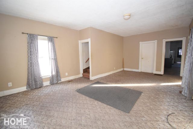 331 N Saginaw Street, Owosso, MI 48867