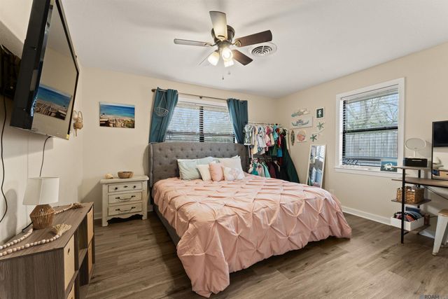 375 Sherwood Forest Blvd, Baton Rouge, LA 70815