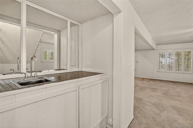 14379 W 5th Avenue, Golden, CO 80401