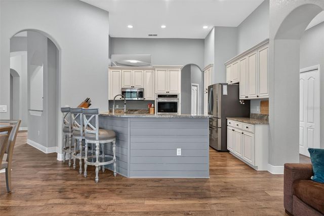 2813 HAMPTON PLACE COURT, Plant City, FL 33566