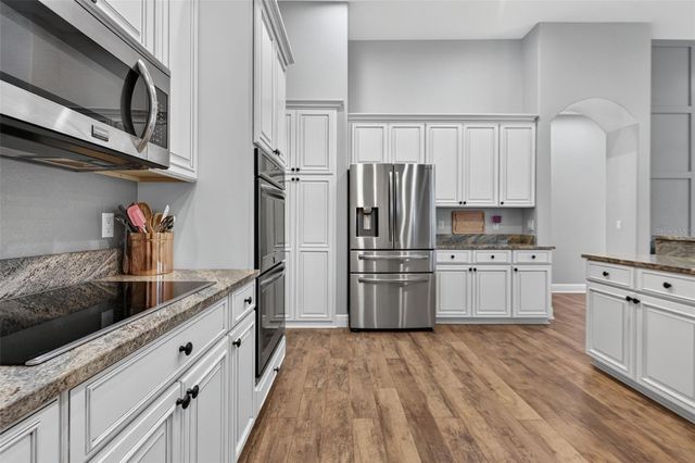 2813 HAMPTON PLACE COURT, Plant City, FL 33566