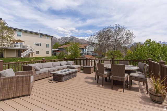 1435 E WASHAKIE CIR, Ogden, UT 84403