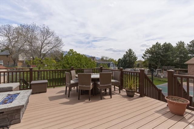 1435 E WASHAKIE CIR, Ogden, UT 84403