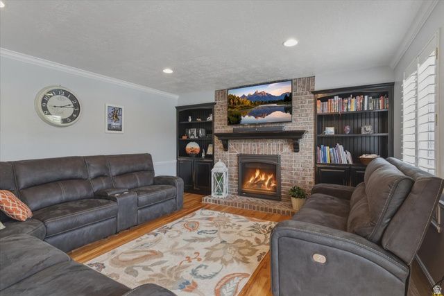 1435 E WASHAKIE CIR, Ogden, UT 84403