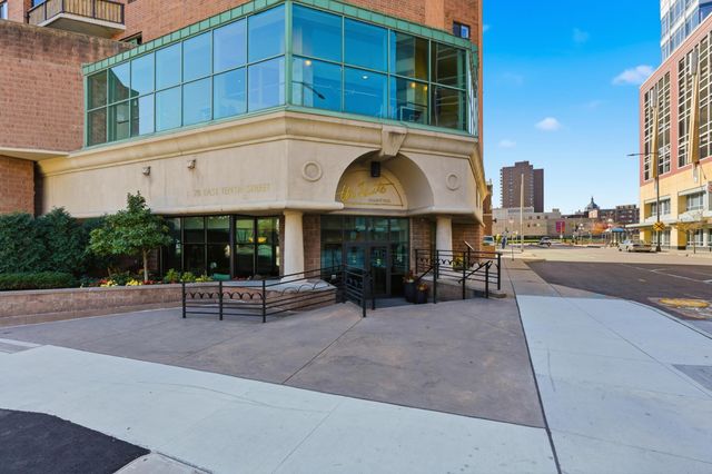 78 10th Street E 2807, Saint Paul, MN 55101