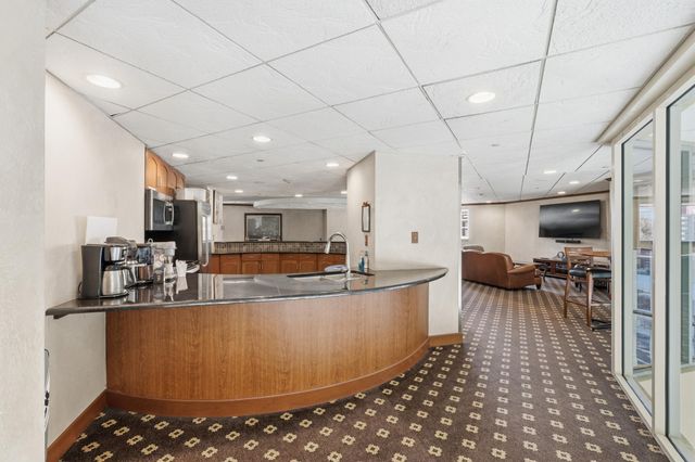 78 10th Street E 2807, Saint Paul, MN 55101