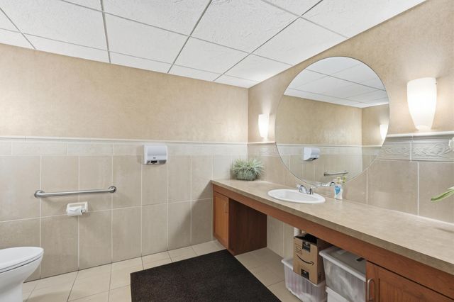 78 10th Street E 2807, Saint Paul, MN 55101