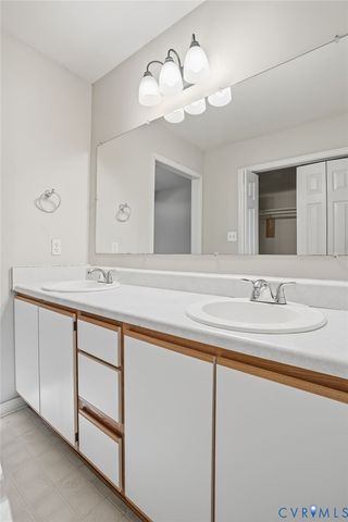 3605 Whitehouse Rd, Chesterfield, VA 23834