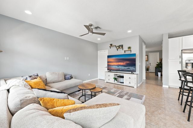 4585 Tara Cove Way, West Palm Beach, FL 33417
