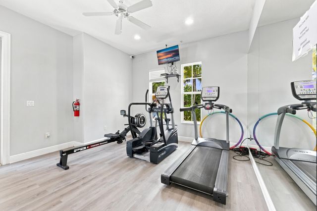 4585 Tara Cove Way, West Palm Beach, FL 33417