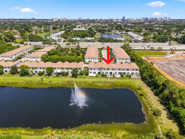 4585 Tara Cove Way, West Palm Beach, FL 33417