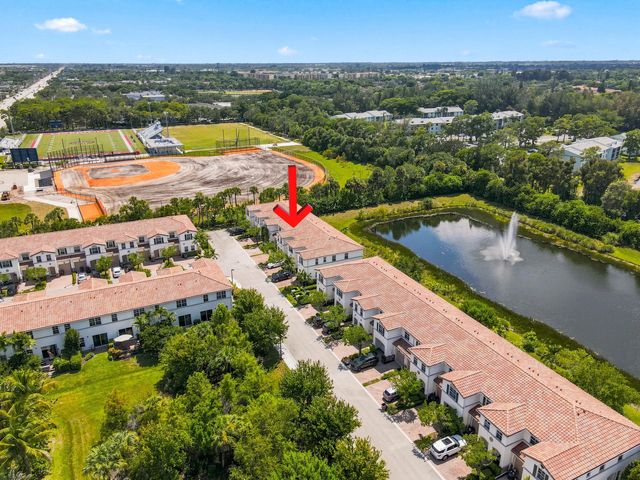 4585 Tara Cove Way, West Palm Beach, FL 33417