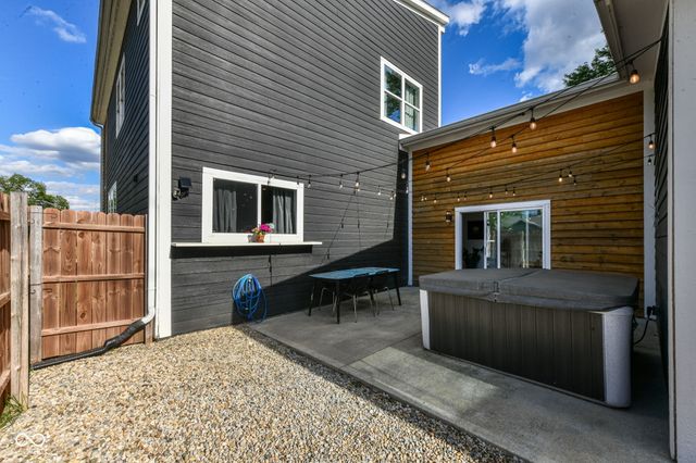 274 N Reisner Street, Indianapolis, IN 46222