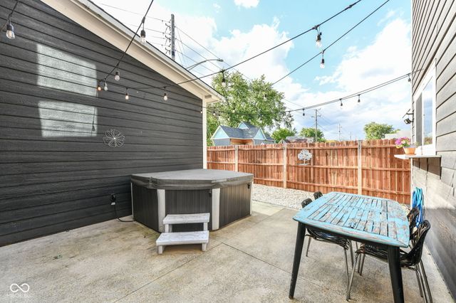 274 N Reisner Street, Indianapolis, IN 46222