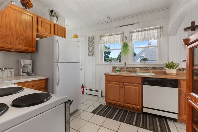 13 5th Street, Wareham, MA 02571