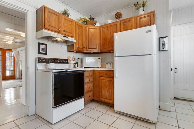 13 5th Street, Wareham, MA 02571