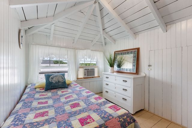 13 5th Street, Wareham, MA 02571