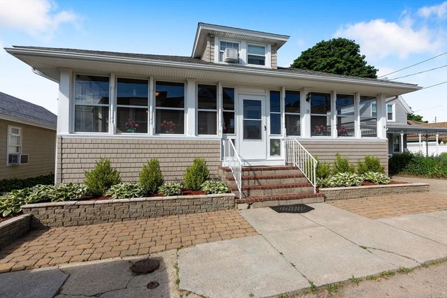 13 5th Street, Wareham, MA 02571
