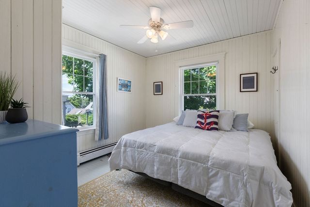 13 5th Street, Wareham, MA 02571