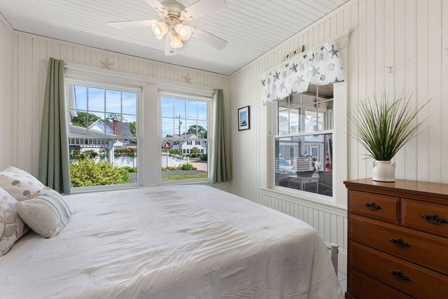 13 5th Street, Wareham, MA 02571