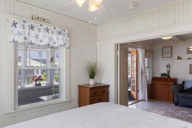13 5th Street, Wareham, MA 02571