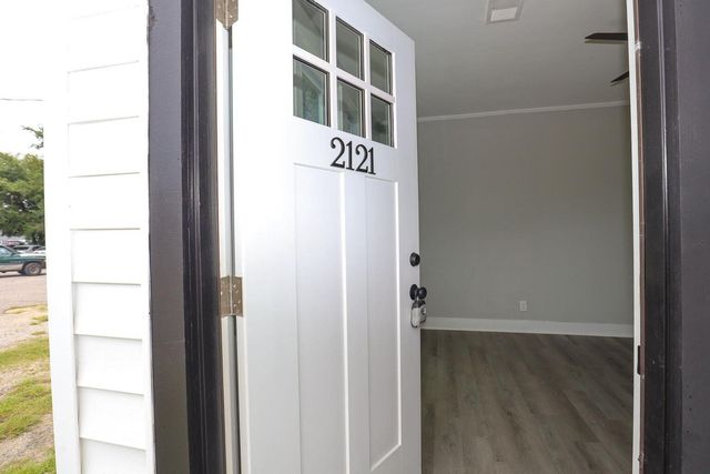 2121 Cosgrove Avenue, North Charleston, SC 29405