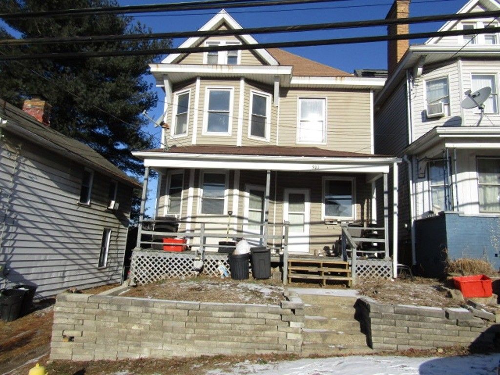 501 9th St, Freedom, PA 15042