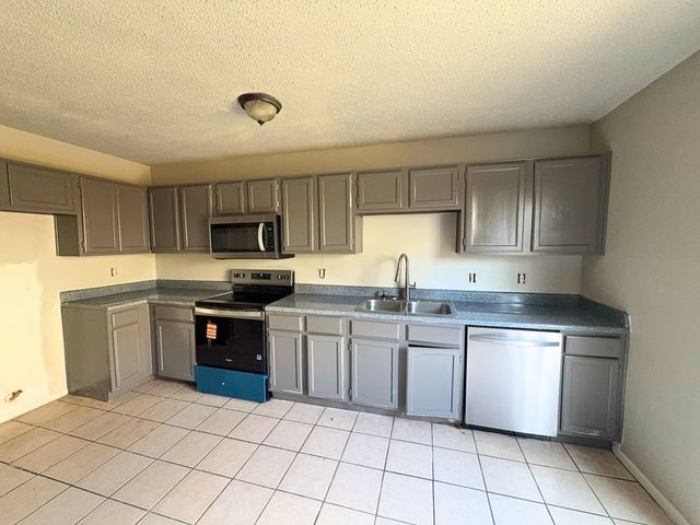 10500 Lake June Road H1, Dallas, TX 75217
