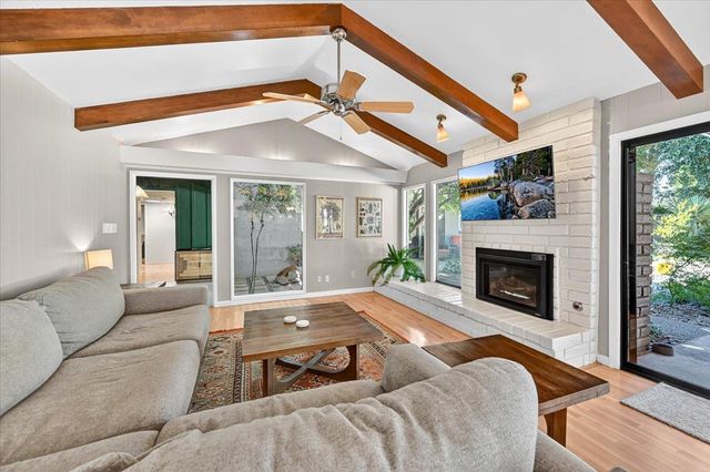 3250 W Ellery Avenue, Fresno, CA 93711
