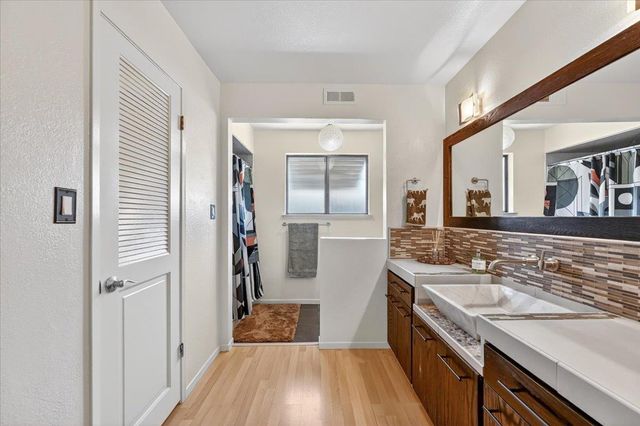 3250 W Ellery Avenue, Fresno, CA 93711