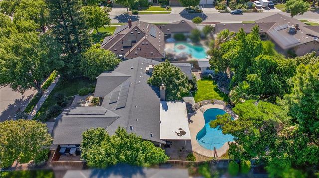 3250 W Ellery Avenue, Fresno, CA 93711