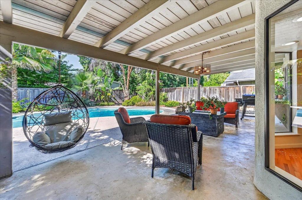 Image 27 of property listing at 3250 W Ellery Avenue, Fresno, CA 93711