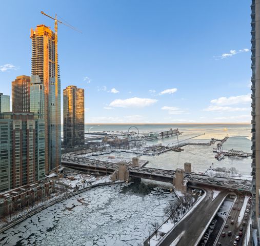 363 E Wacker Drive 1906, Chicago, IL 60601
