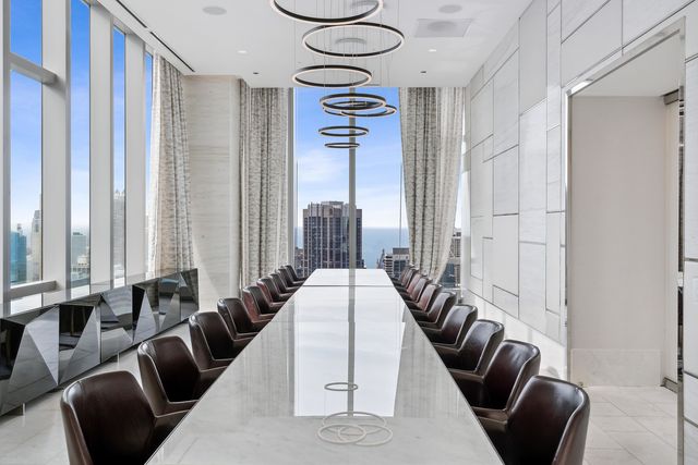 363 E Wacker Drive 1906, Chicago, IL 60601