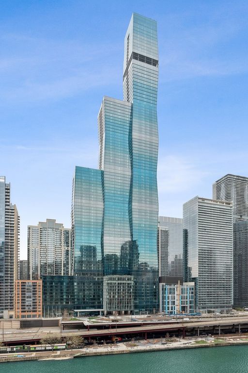 363 E Wacker Drive 1906, Chicago, IL 60601