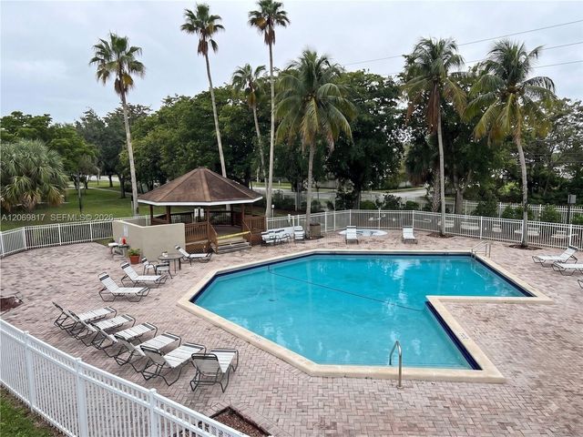 721 SW 113th Way 721, Pembroke Pines, FL 33025