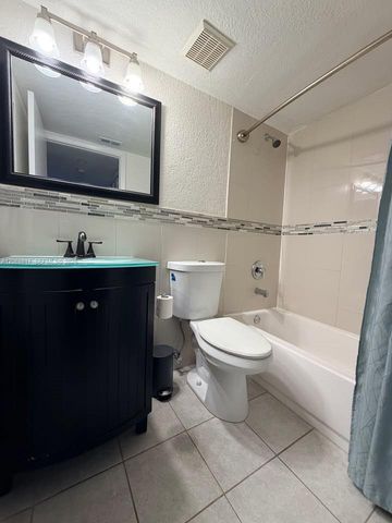 721 SW 113th Way 721, Pembroke Pines, FL 33025