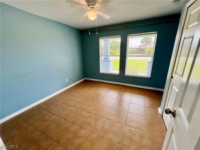 8000 Fountain Mist BLVD, Lehigh Acres, FL 33972