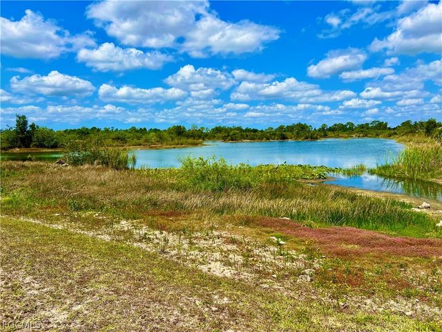 8000 Fountain Mist BLVD, Lehigh Acres, FL 33972