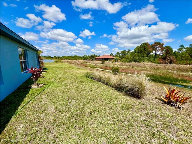 8000 Fountain Mist BLVD, Lehigh Acres, FL 33972