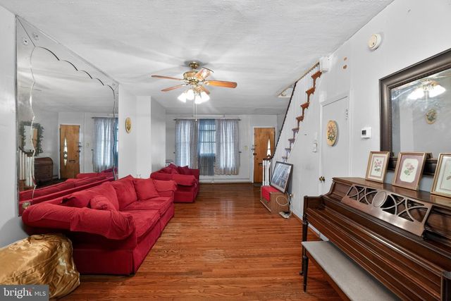 3757 N MARSHALL ST, Philadelphia, PA 19140