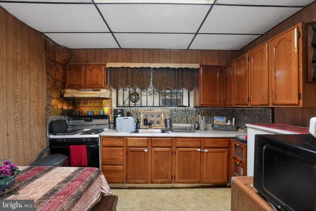 3757 N MARSHALL ST, Philadelphia, PA 19140