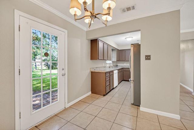 2926 Vance Avenue, Texas City, TX 77590