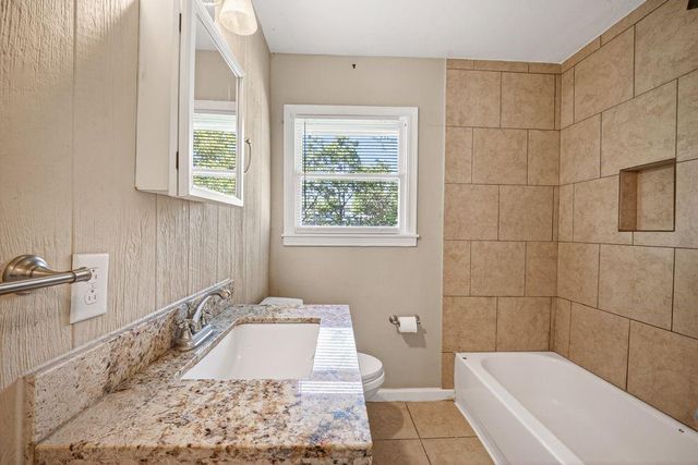 2926 Vance Avenue, Texas City, TX 77590